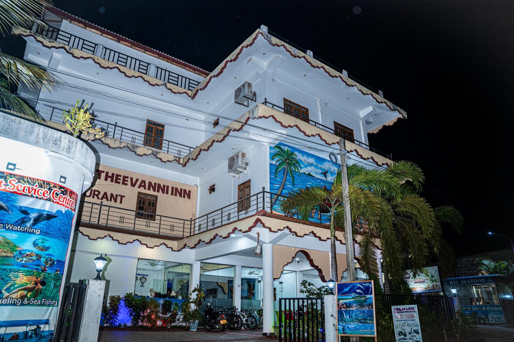 Theevanni Resort Trincomalee Extérieur photo