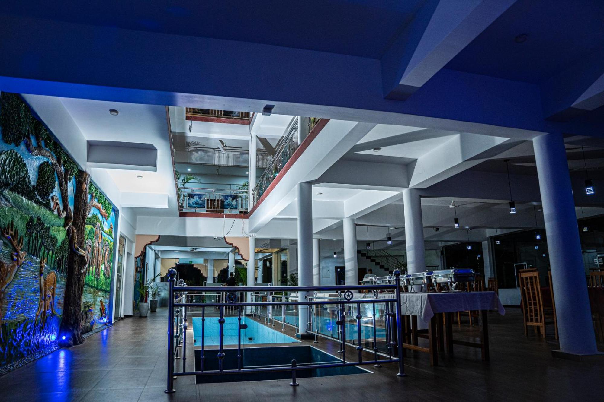 Theevanni Resort Trincomalee Extérieur photo