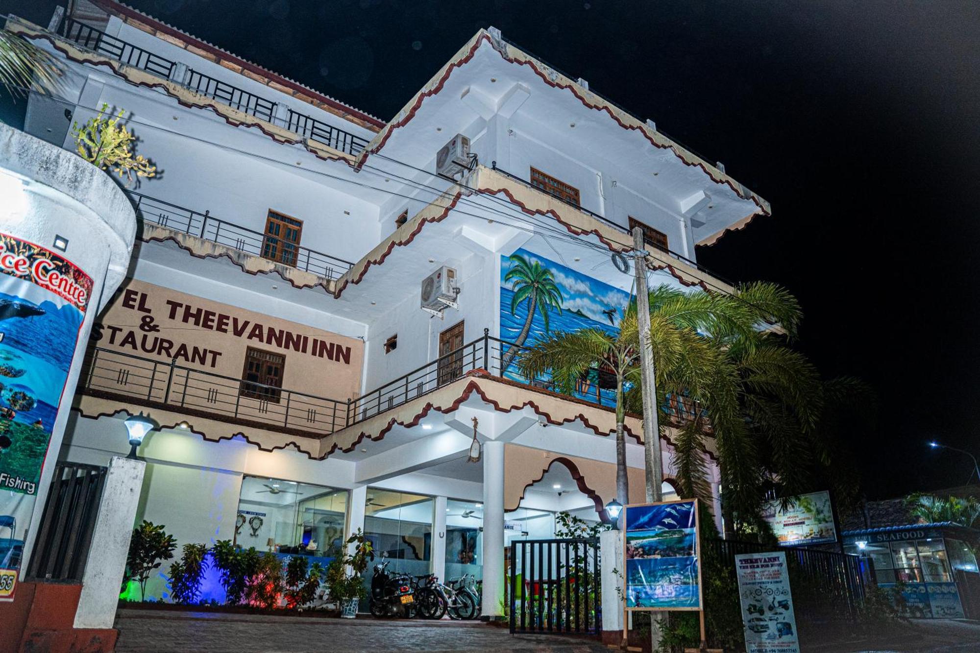 Theevanni Resort Trincomalee Extérieur photo